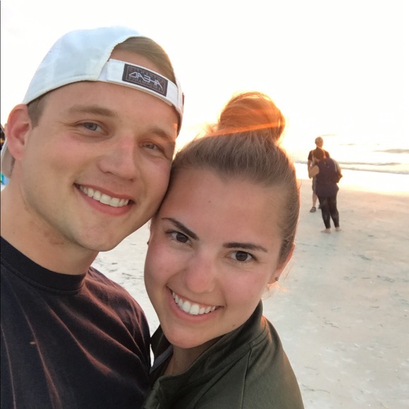 Meet your Posher, Rachel - Picture 1 of 1